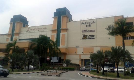 Pusat Membeli-belah Sunway Karnival