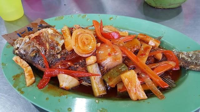 Ana Ikan Bakar Petai